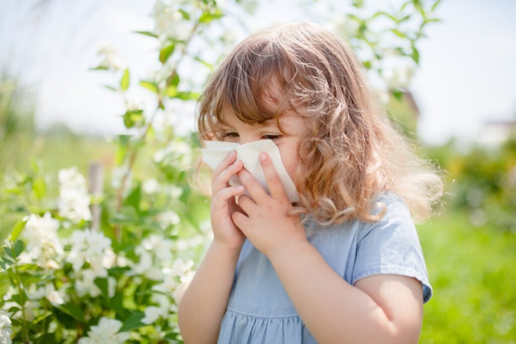 Tips for Managing Seasonal Allergies Managing Seasonal Allergies
